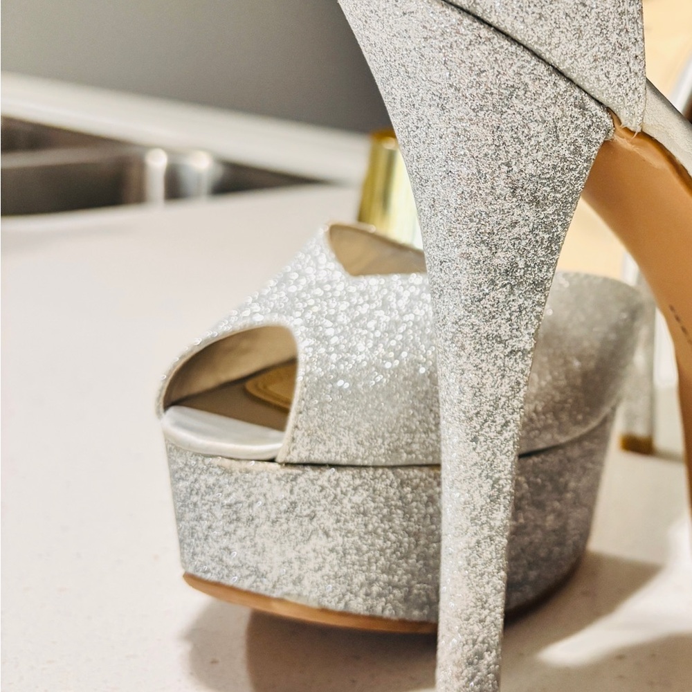 Chinese Laundry Silver Glitter Platform Heels